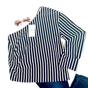 Blue & White one long sleeve shirt❤️